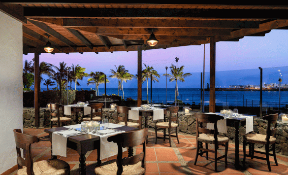Restaurante canario del hotel Meliá Salinas