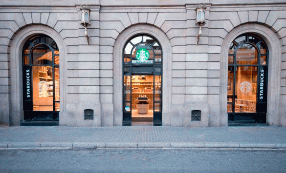 Fachada del Starbucks de Canaletas, en Madrid
