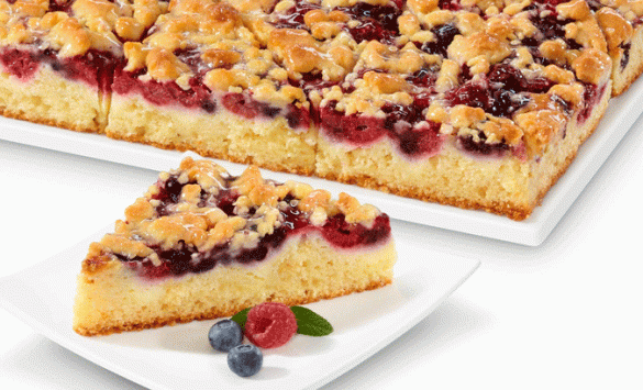 Triángulo de frambuesa y arándanos