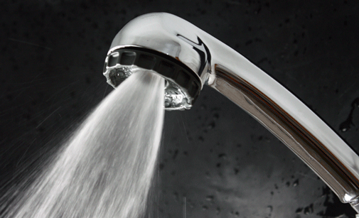 Ducha de bajo consumo de Bathlia