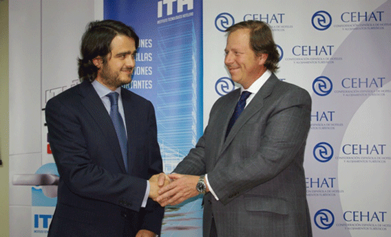 Gerardo Antequera y el secretario general de Cehat, Ramón Estalella