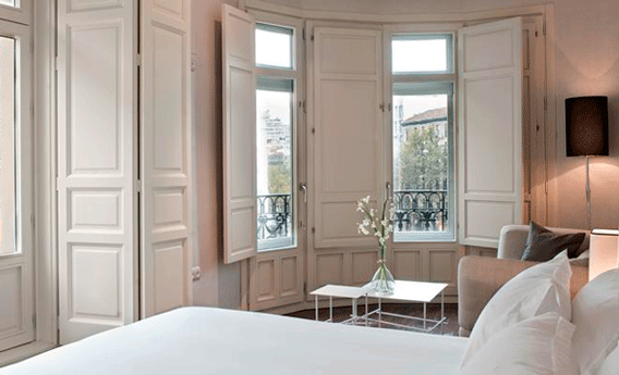 Habitación del hotel Innside Madrid Genova