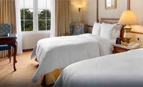 La cadena de hoteles Hilton sustituirá para 2016 todas sus tarjetas-llave por un sistema de acceso a través del smartphone del cliente.