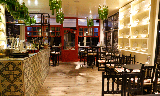 Interior de la nueva Taberna Volapié en Pozuelo