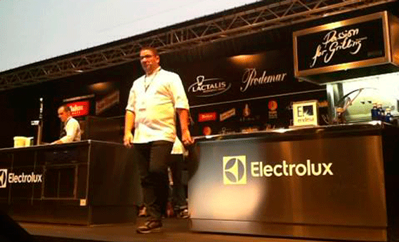 Dani García en el escenario principal de Madrid Fusión,