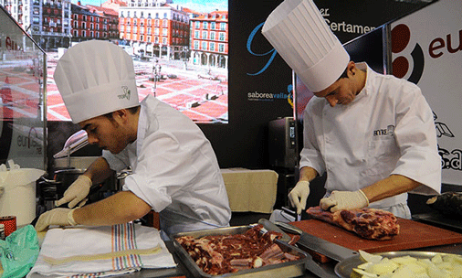 Cocineros en el I Certamen Nacional de Gastronomía