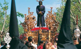 Turismo nacional impulsa el crecimiento de ventas y resultados de las empresas turísticas españolas