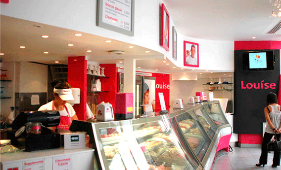 Interior de una heladería Louíse