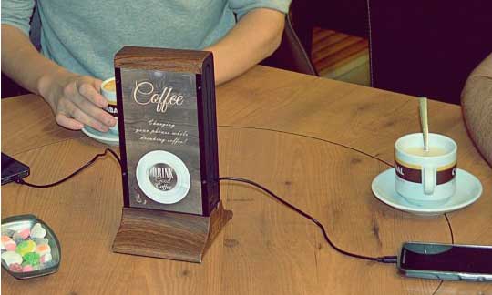 Cargador de sobrenesa Battever