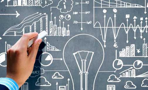 Escribiendo en una pizarra