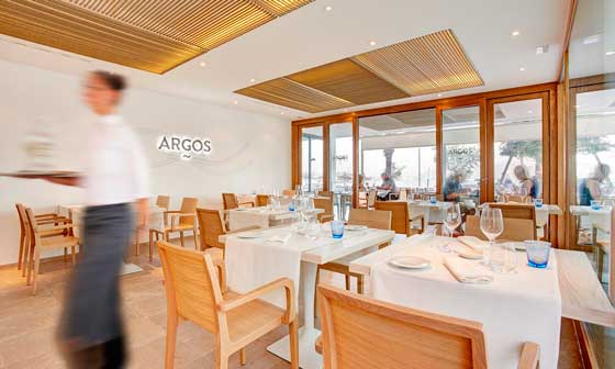 Sala del restaurante Argos, en el hotel La Goleta