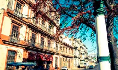 Fachada del hotel Sercotel San Alejandro, en La Habana,