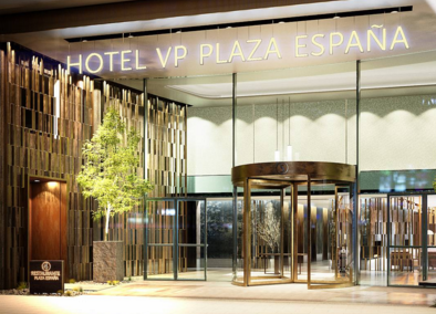 Entrada del hotel VP Plaza España,