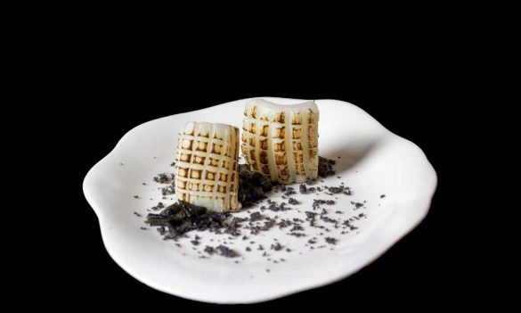 Sepia y su oreja, con Tinta natural de sepia Sepink