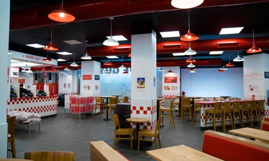 Interior del local Five Guys de Parquesur