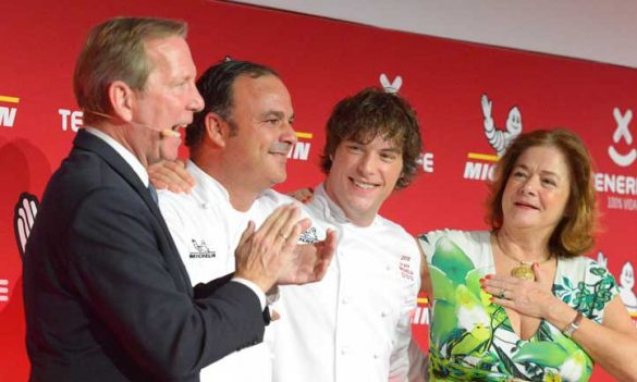 Ángel León (Aponiente) y Jordi Cruz (ABaC), aplaudidos en la gala Michelin 2017