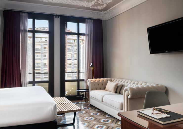 Profesionalhoreca, habitación del hotel Alexandra Barcelona reformada, 2019