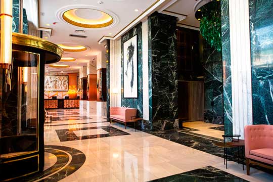 Profesionalhoreca, hotel Riu Plaza España, entrada y lobby