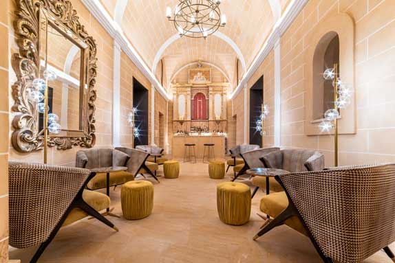 Profesionalhoreca, bar-capilla del hotel Creu de Tau Art & Spa