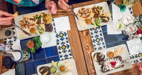 profesionalhoreca, comiendo en un restaurante