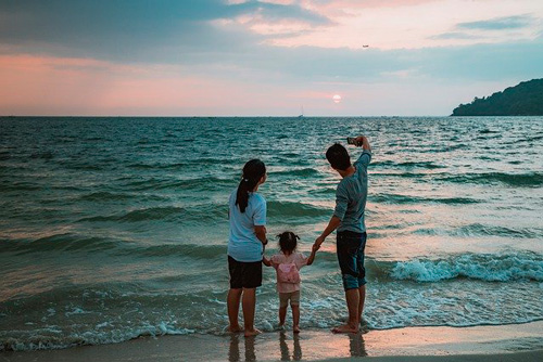 Prosionalhoreca, turistas en una playa, perspectivas turísticas