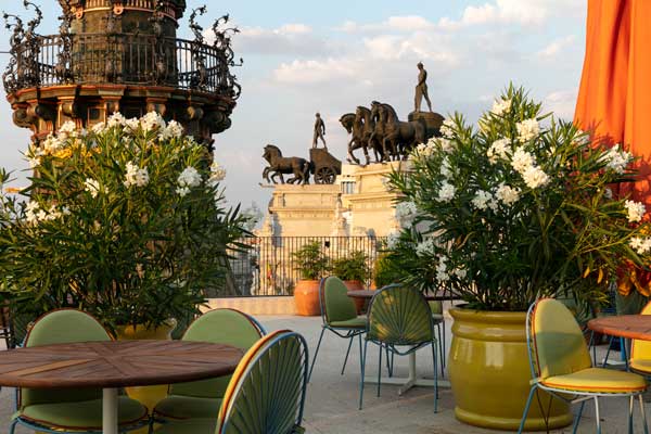 Profesionalhoreca, hotel Four Seasons Madrid, terraza del restaurante Dani