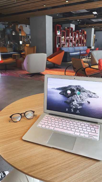 profesionalhoreca, coworking en el lobby del hotel Aloft Madrid Gran Via