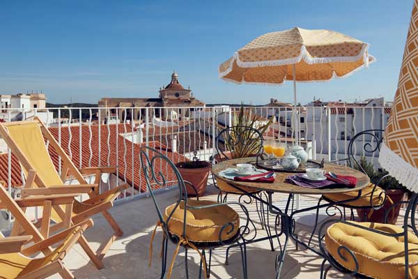 Profesionalhoreca, terraza del hotel Cristine Bedfor en Mahón