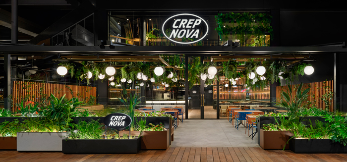 Profesionalhoreca, exterior del restaurante Crep Nova en el centro comercial La Maquinista de Barcelona