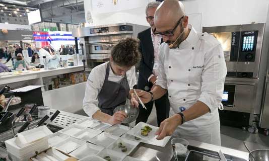 Profesionalhoreca, Demostración de pastelería en la feria Host 2021