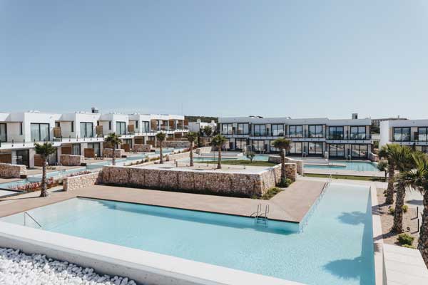 Profesionalhoreca, La zona de piscinas del hotel Barceló Nura, en Menorca