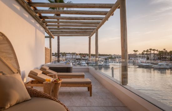 Profesional Horeca Suites del Lago (Menorca)