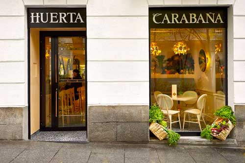 Profesionalhoreca, fachada del restaurante Huerta de Carabaña, en Madrid