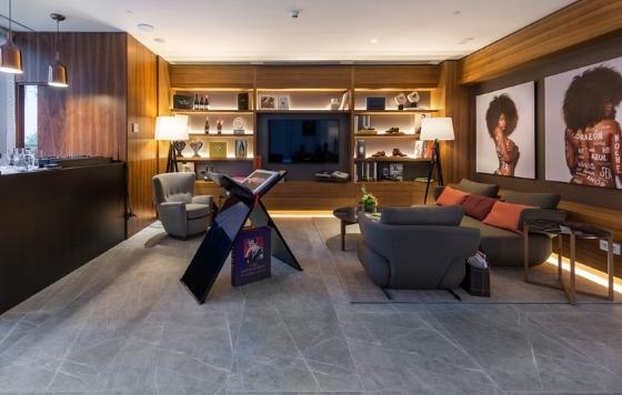 ProfesionalHoreca, pavimento Neolith en el hotel ME Barcelona