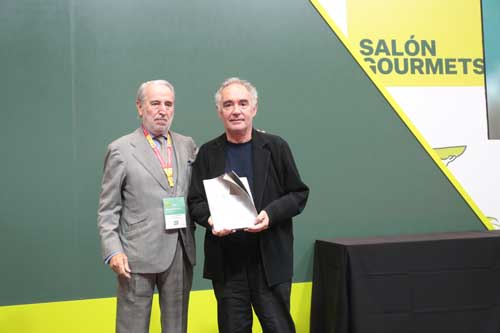 Profesionalhoreca, Francisco López Canís, presidente de Honor del Salón Gourmets, con Ferran Adrià,