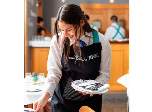 Profesional Horeca MOM Culinary Institute becas formación doble titulación jóvenes talentos