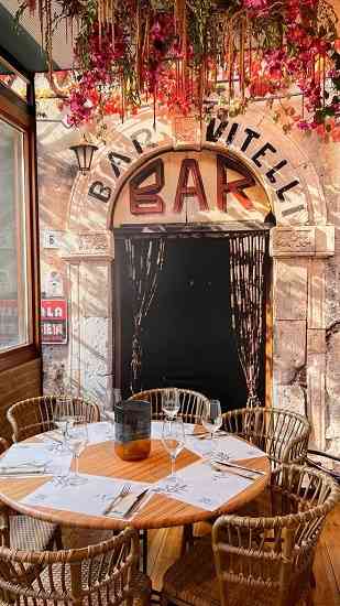 Profesional Horeca La Mafia se sienta a la mesa, restaurante en Madrid Azca