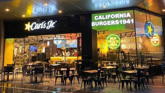 Profesioinalhoreca, hamburguesería Carl’s Jr. en Zaragoza