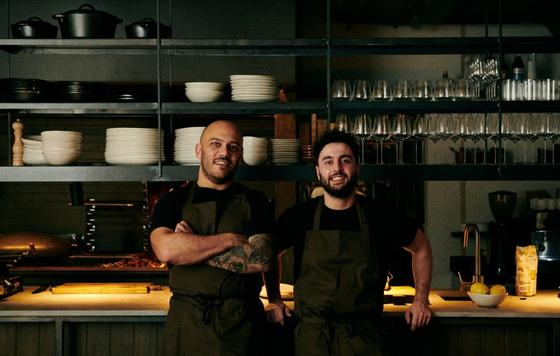 ProfesionalHoreca- los chefs Rafa Panatieri y Jorge Sastre, en Brabo restaurante