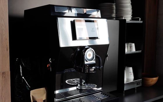 Profesionalhoreca, máquina de café superautomática rhTT1 de Rheavendors