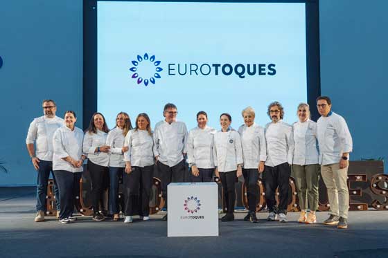 Profesionalhoreca, La nueva directiva de Euro-Toques España, con Maca de Castro y Andoni Luis Aduriz en el centro