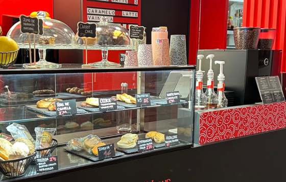 ProfesionalHoreca- Puesto de café sostenible de GoodNews en el Hotel del Pintor, Málaga. café sostenible en hoteles