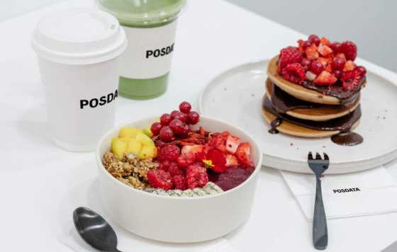 ProfesionalHoreca- productos de Posdata, marca de repostería saludable, en su cafetería de Madrid