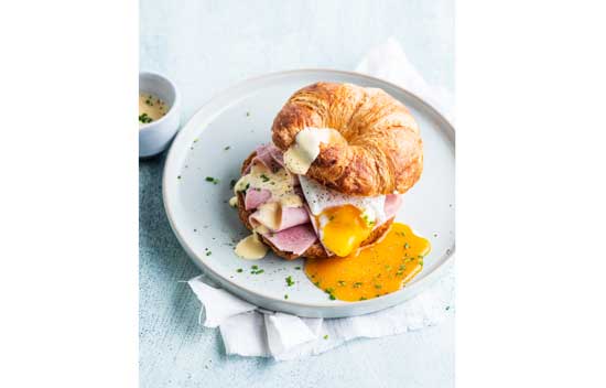 Profesional Horeca,  el sandwich croissant Benedict de Vandemoortele