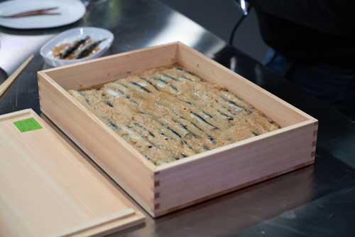 Profesionalhoreca, anchoas curadas de Albert Raurich en Madrid Fusión 2025