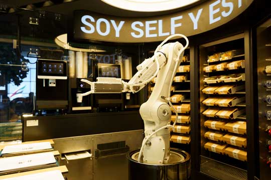 ProfesionalHoreca- Self restaurante robotizado con inteligencia artificial en el aeropuerto de Barcelona