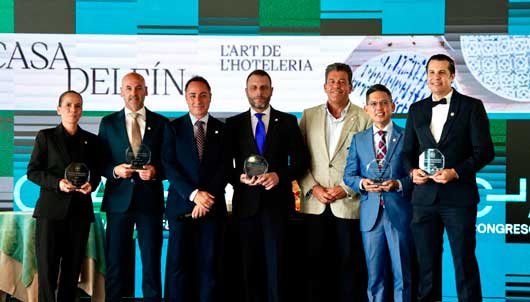 Profesionalhoreca, Finalistas y ganador (en el centro) de los II Premios Mejor Maître de Hotel 2025. V Congreso Nacional Clave F&B