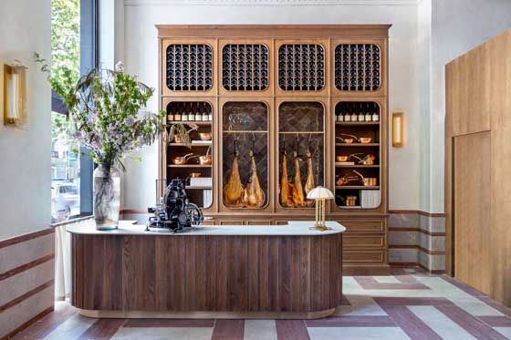 ProfesionalHoreca- entrada al restaurante Ramón Freixa Tradición