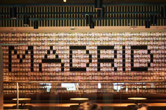 Profesional Horeca, homenaje a Madrid en el Starbucks Bernabéu