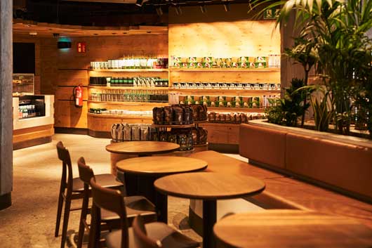 Profesional Horeca, zona de cafetería de Starbucks Bernabéu